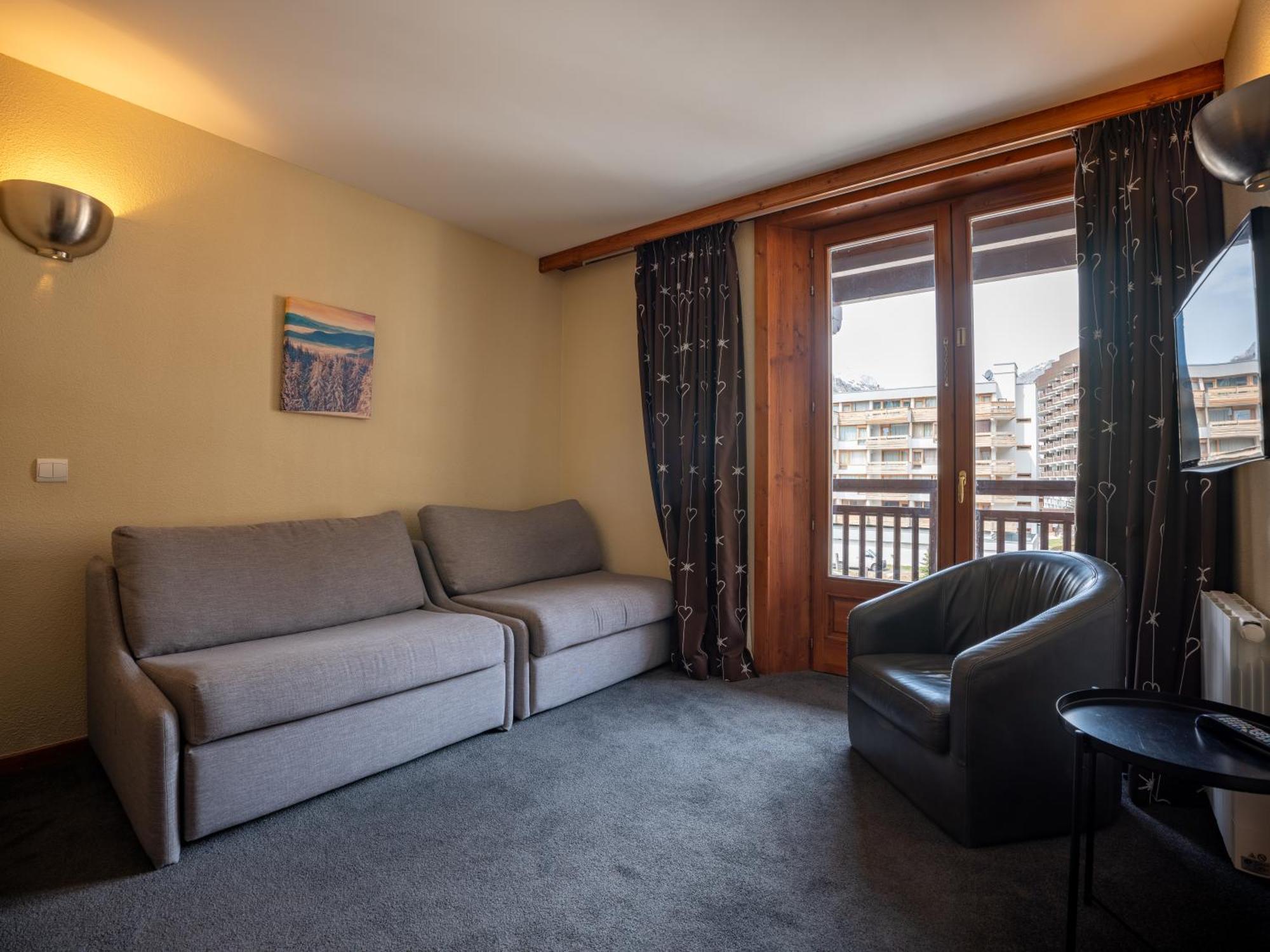 Chalet Hotel Ducs De Savoie Валь-д'Изер Экстерьер фото